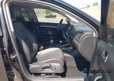 2010 Volkswagen Jetta Limited Edition from USA, damaged, VIN 3VWRZ7AJ5AM144457